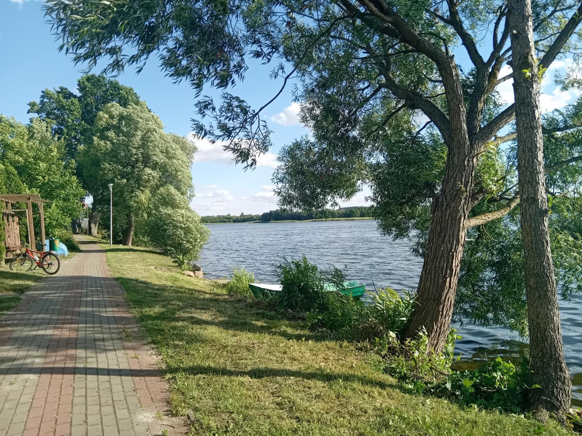 Pokoje Goscinne Sloneczny Klon Dabrowno Exteriör bild
